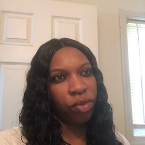 Meet your Posher, Laneicia